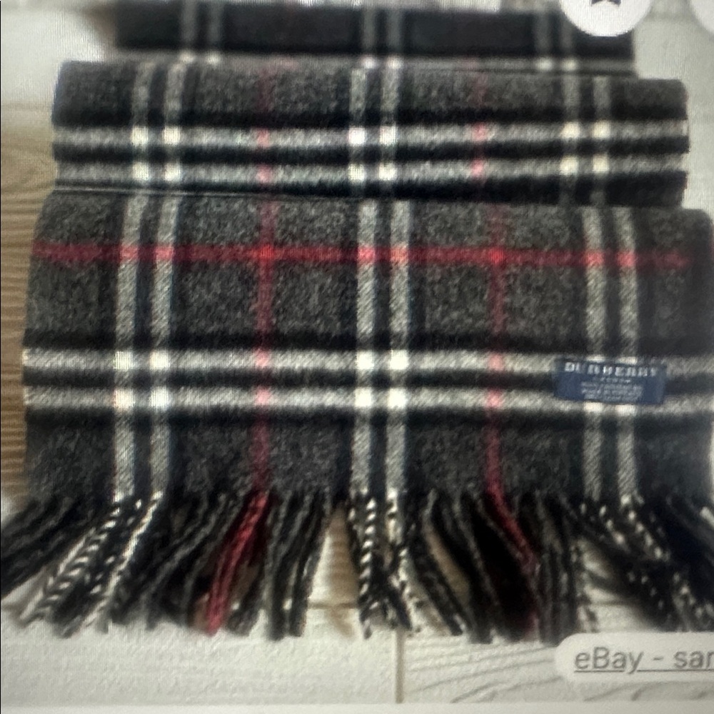 Burberry Men's Black and Red Plaid 100% Cashmere  Scarf